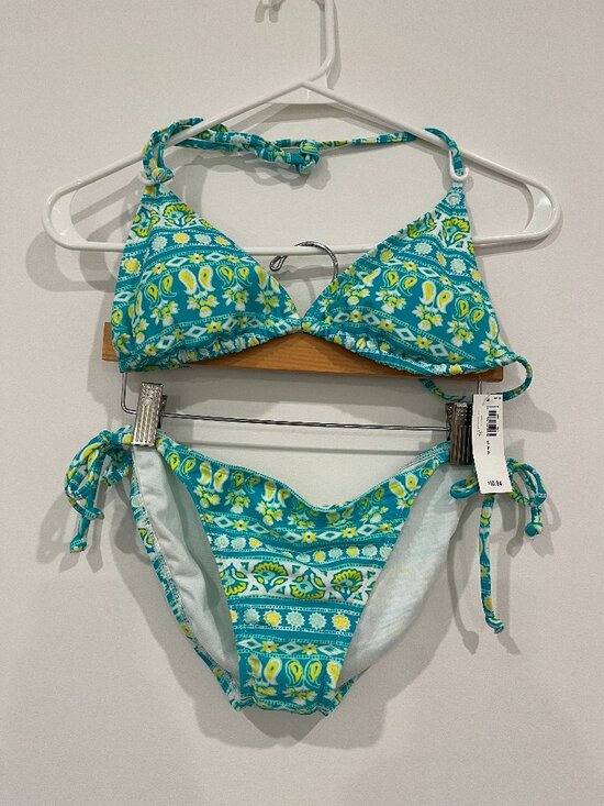 Old Navy Other - String bikini Old navy 2 piece New blue/green yellow floral Small tags